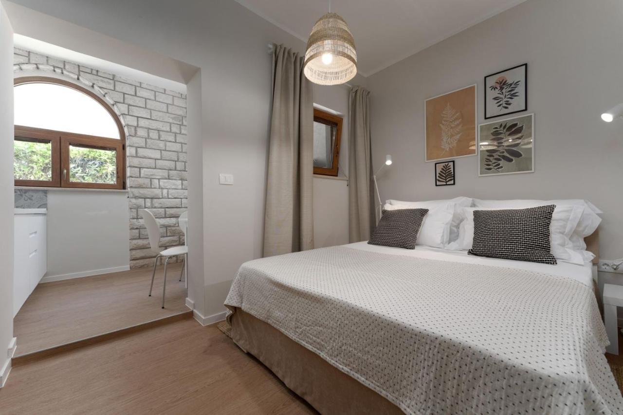 Apartments Alloro By Seeadria Agency Novigrad Istria Extérieur photo