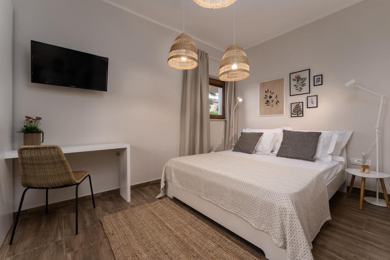 Apartments Alloro By Seeadria Agency Novigrad Istria Extérieur photo